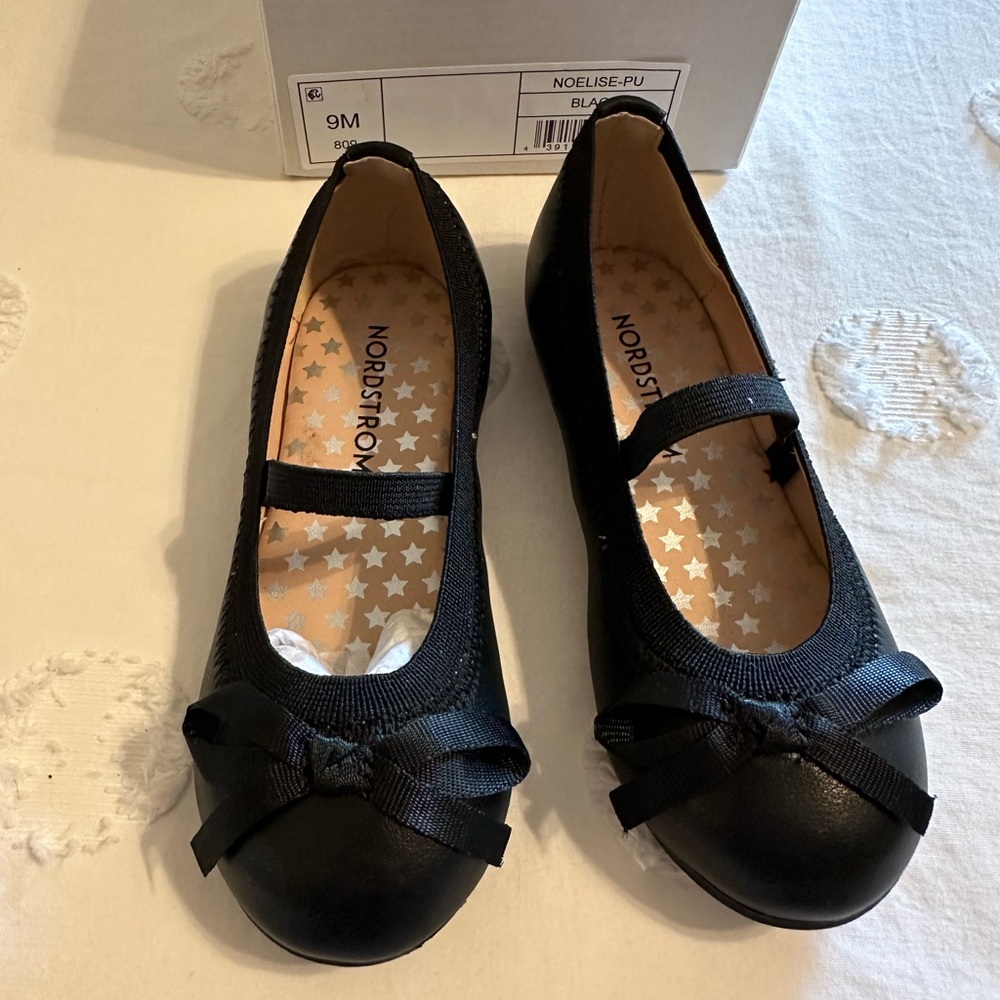 Girl’s Dress Shoe
